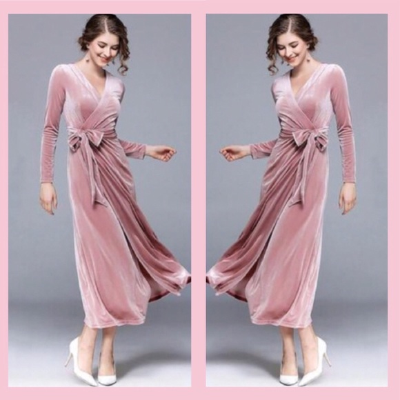 BNWT Blush Velvet Wrap Dress - Picture 1 of 8